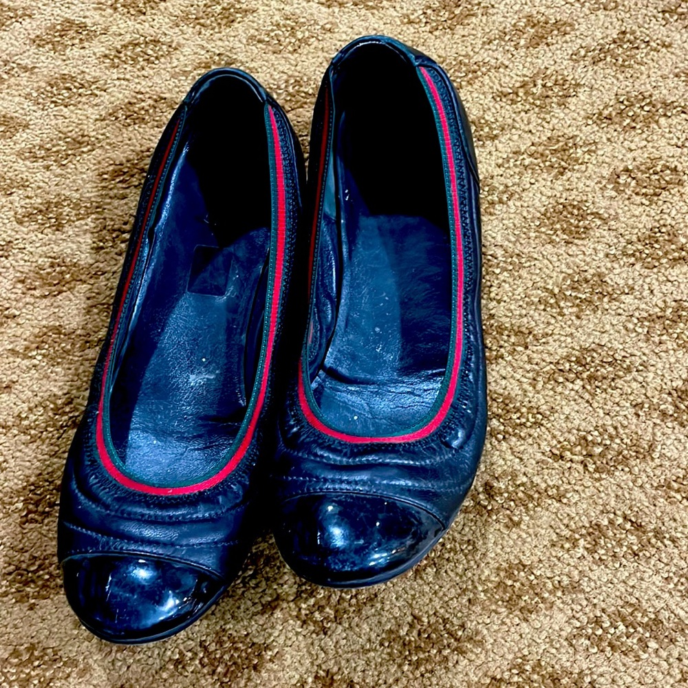 Gucci flats